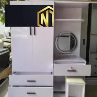 TỦ QUẦN ÁO KÈM BÀN TRANG ĐIỂM GIÁ HẤP DẪN